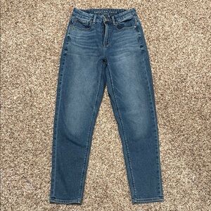 American Eagle Curvy Mom Jeans